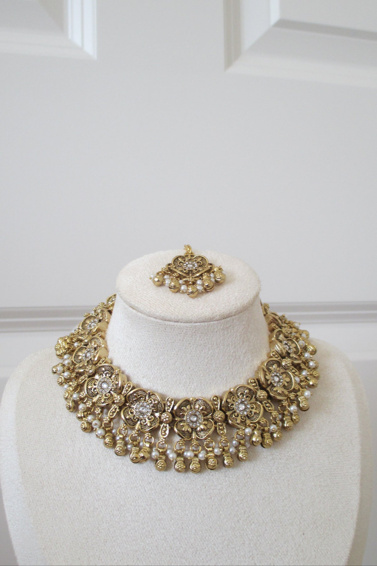 Alina Necklace Set