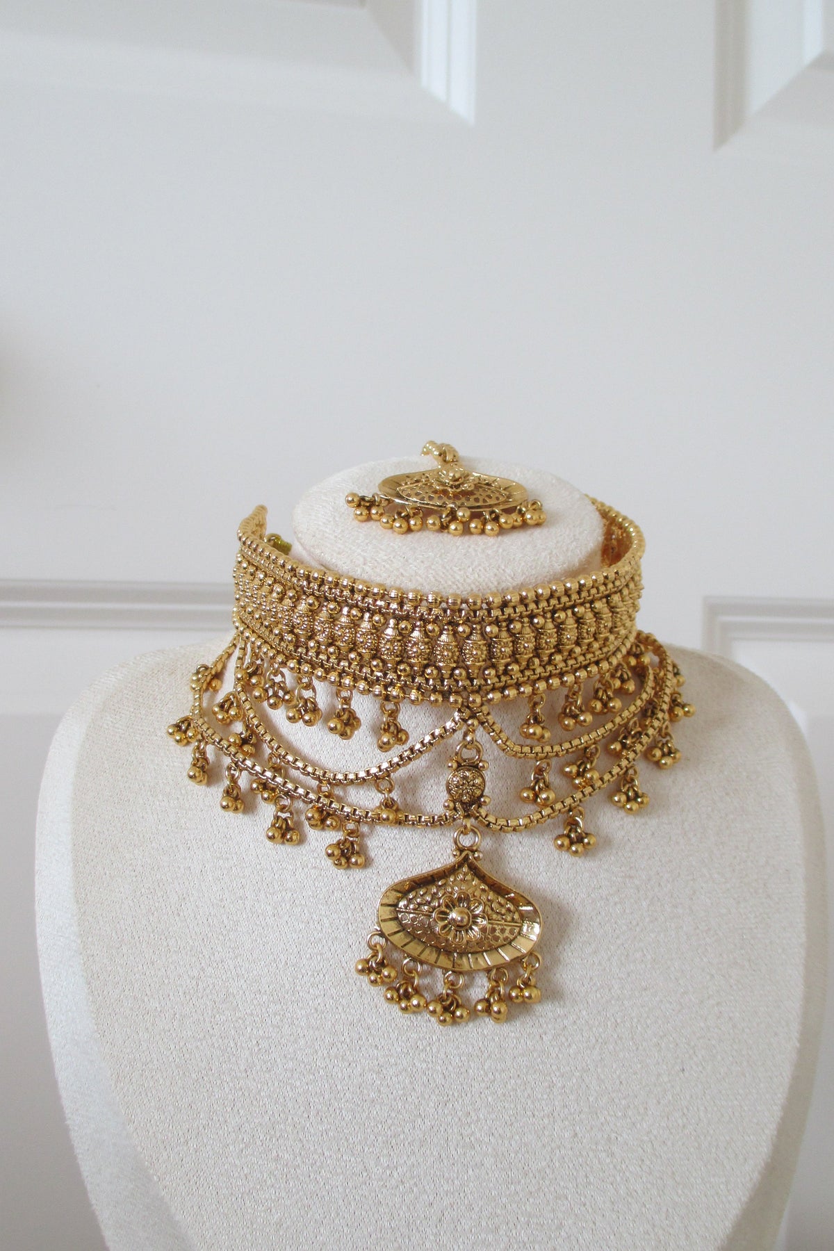 Raisa Choker Set